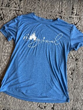 EUC Disney magical t-shirt